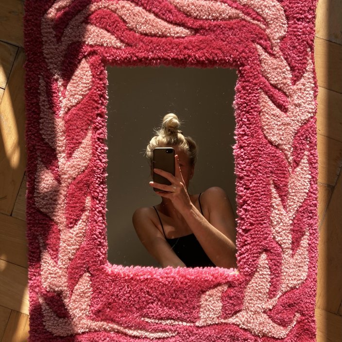 Fluffy Mirror růžová